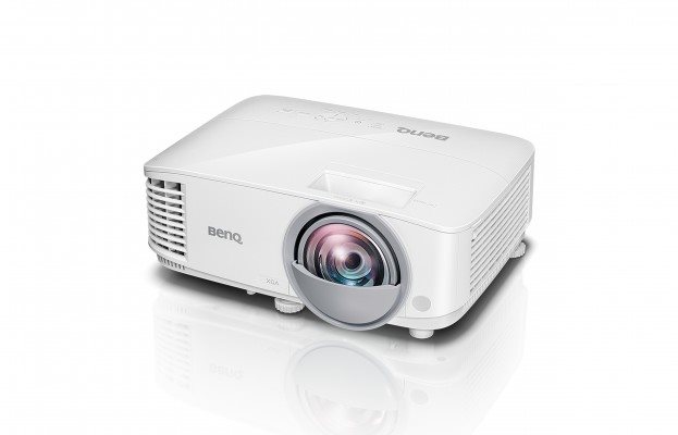 BenQ DLP Projektor MX825STH/1024x768 XGA/3500ANSI/0.61:1/20000:1/2xHDMI/3D/1x10W