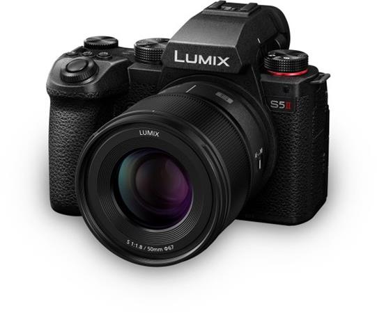 Panasonic Lumix DC-S5 Mark II + Lumix S 50 mm f/1,8 24,2 Mpx, černá